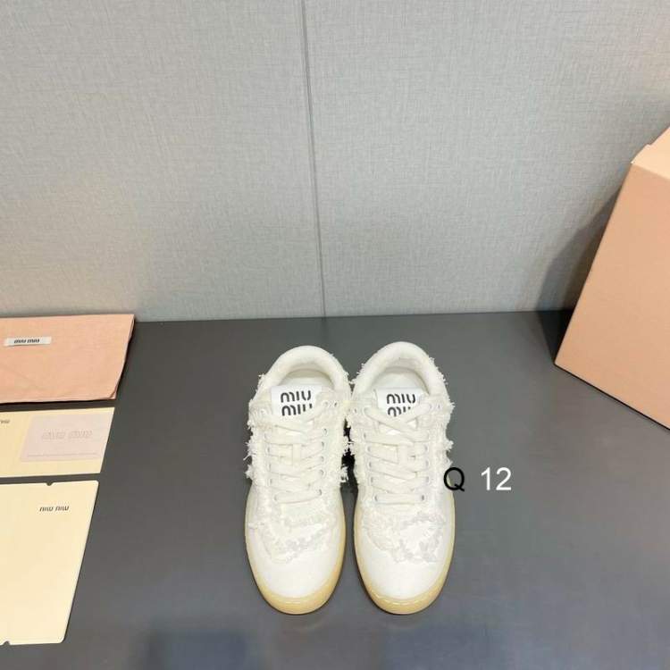 Picture of Miumiu Shoes _SKUMiuMiusz35-40J060317841